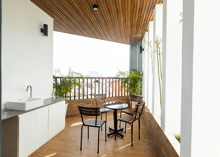 Khách sạn Sea Night - Sea 3*
